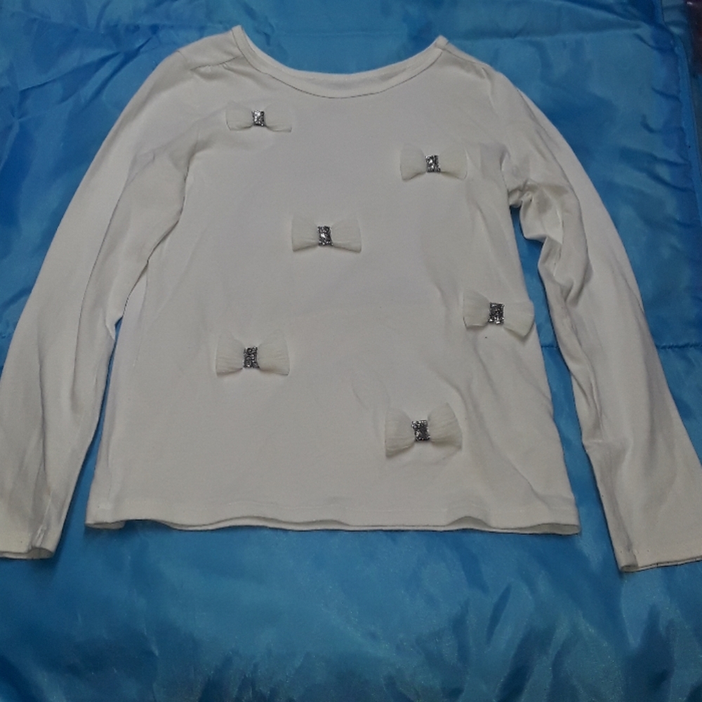Girl's Carter top sz. 8 Good condition